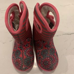 Bogs baby/ toddler size 6